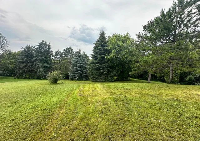 1st image of 7200 Comstock Ln N, Osseo, MN 55311 | MLS# 6763431