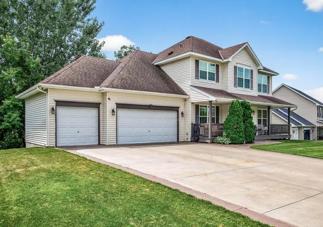 1st image of 18614 Trott Brook Pkwy Nw, Elk River, MN 55330 | MLS# 6767375