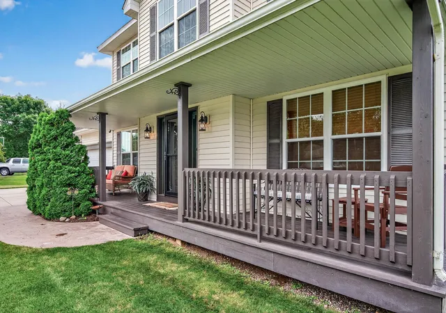 2nd image of 18614 Trott Brook Pkwy Nw, Elk River, MN 55330 | MLS# 6767375