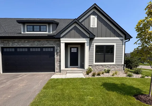 Photo 2 of Townhouse for sale at 18643 Icebox Ln, Lakeville, MN 55044 | MLS# 6767703 | Listing updated on 2026-09-22