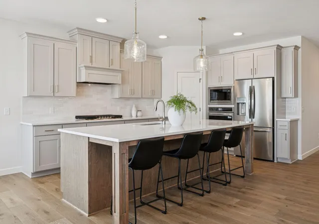 Photo 3 of Townhouse for sale at 18643 Icebox Ln, Lakeville, MN 55044 | MLS# 6767703 | Listing updated on 2026-09-22