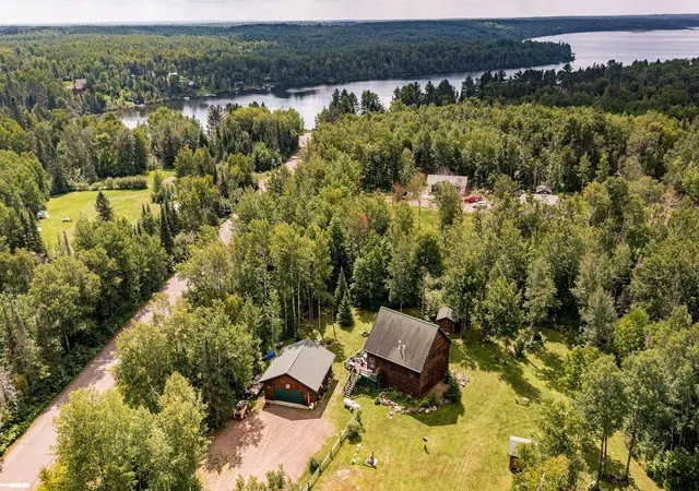 2nd image of 3687 Bassett Bay Beach Rd, Brimson, MN 55602 | MLS# 6768269