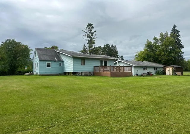Homes for sale in Warroad, MN | 301 Pleasant Ave Nw, Warroad, MN 56763 | MLS# 6768771