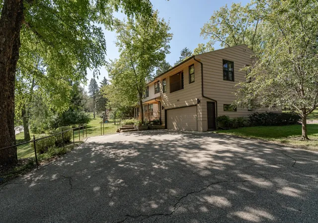 4th image of 1103 Skyline Dr Sw, Rochester, MN 55902 | MLS# 6769163