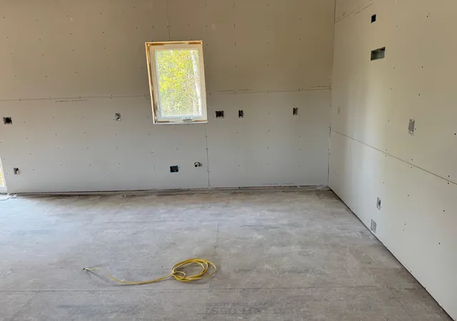 Photo 4 of Single family home for sale at 1330 Greenleaf Rd, Owatonna, MN 55060 | MLS# 6769271 | Listing updated on 2026-08-04