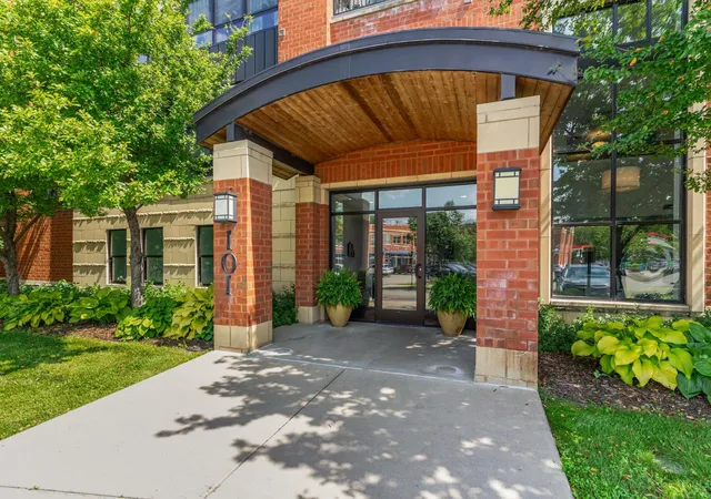 Homes for sale in Northfield, MN | 101 Saint Olaf Ave #407, Northfield, MN 55057 | MLS# 6769405