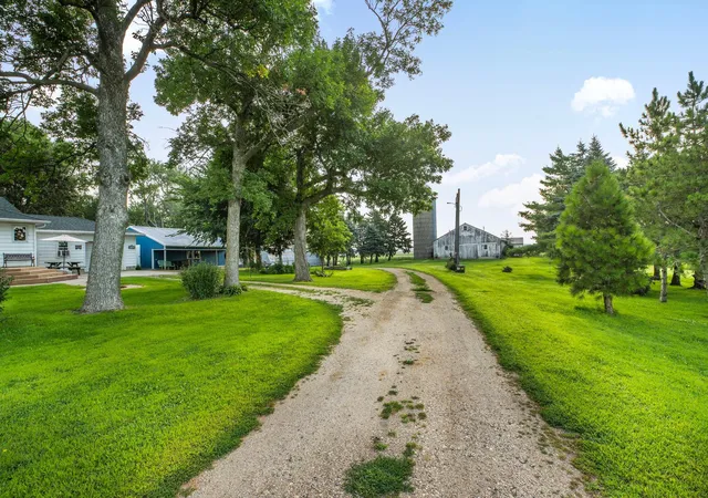 2nd image of 87192 510th St, Buffalo Lake, MN 55314 | MLS# 6769565