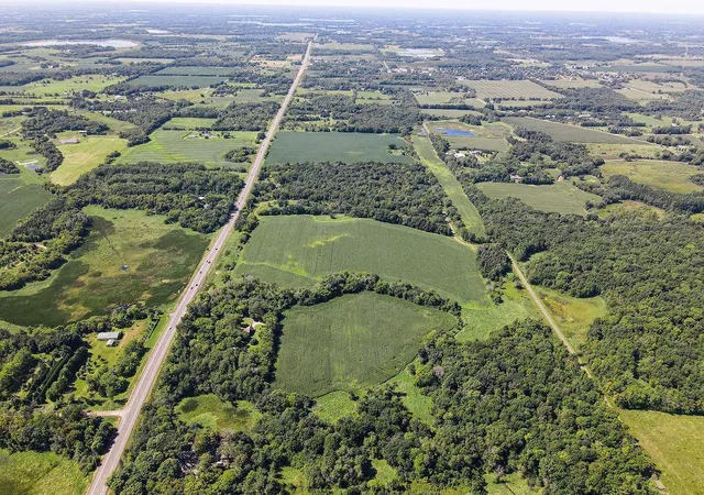 3rd image of 19057 Franconia Trl, Shafer, MN 55074 | MLS# 6769665