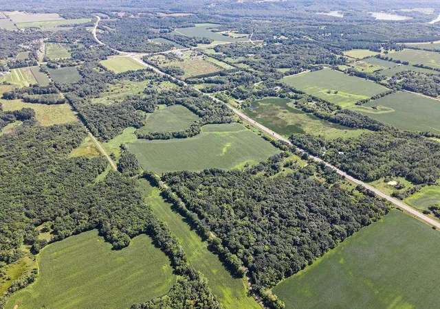 5th image of 19057 Franconia Trl, Shafer, MN 55074 | MLS# 6769665