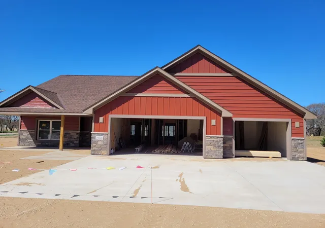 Photo 1 of Single family home for sale at 19310 University Ave Nw, Cedar, MN 55011 | MLS# 6771280 | Listing updated on 2026-09-17