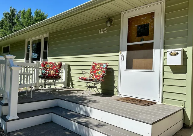 Homes for sale in Luverne, MN | 1115 Elmhurst Ave, Luverne, MN 56156 | MLS# 6772720