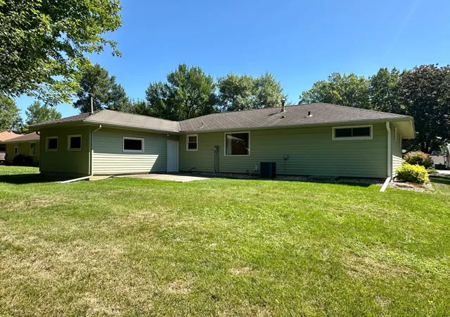5th image of 1115 Elmhurst Ave, Luverne, MN 56156 | MLS# 6772720