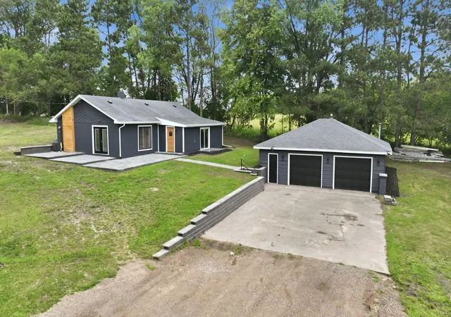 Homes for sale in Cambridge, MN | 3941 357th Ave Nw, Cambridge, MN 55008 | MLS# 6773013