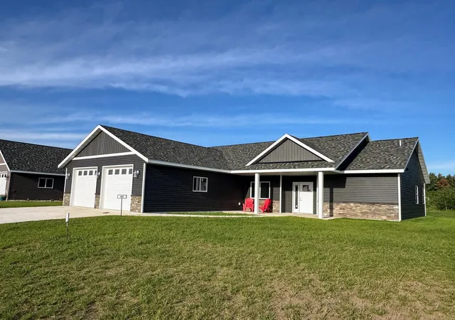 Homes for sale in Perham, MN | 1003 8th Ave Nw, Perham, MN 56573 | MLS# 6776337