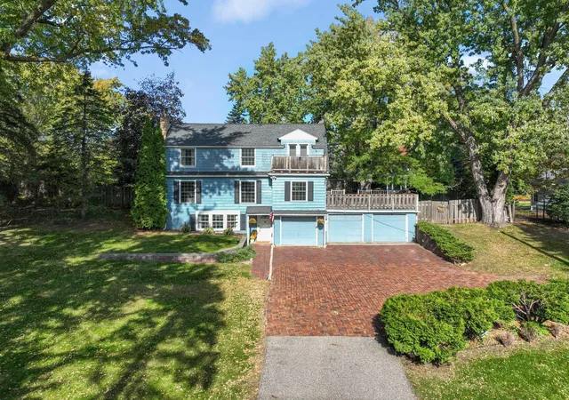 Photo 1 of Single family home for sale at 4812 Valley View Rd, Edina, MN 55424 | MLS# 6776952 | Listing updated on 2026-10-22