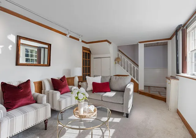 Photo 4 of Single family home for sale at 4812 Valley View Rd, Edina, MN 55424 | MLS# 6776952 | Listing updated on 2026-10-22