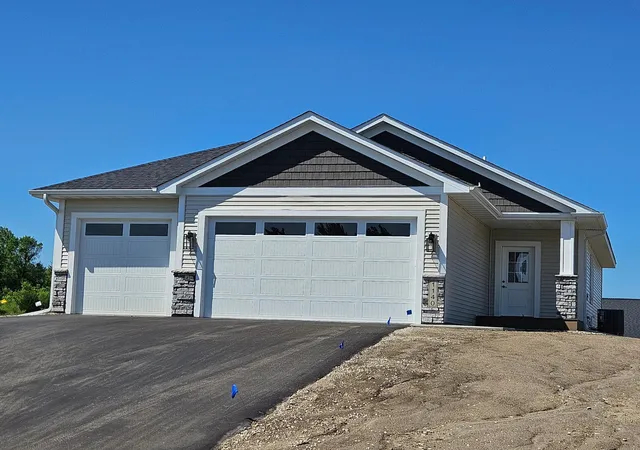 Homes for sale in Dassel, MN | 1140 Summit Cvs, Dassel, MN 55325 | MLS# 6777165