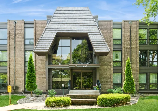 Photo 2 of Condo for sale at 6105 Lincoln Dr #130, Minneapolis, MN 55436 | MLS# 6779228 | Listing updated on 2026-08-20