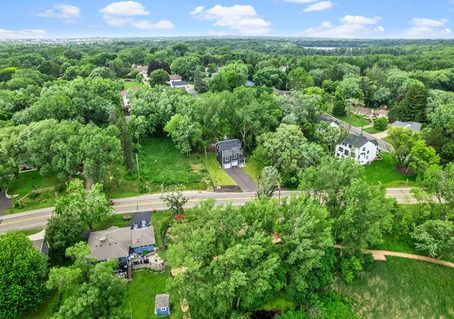 Photo 3 of Single family home for sale at 2817 Victoria St N, Saint Paul, MN 55113 | MLS# 6779360 | Listing updated on 2026-10-01