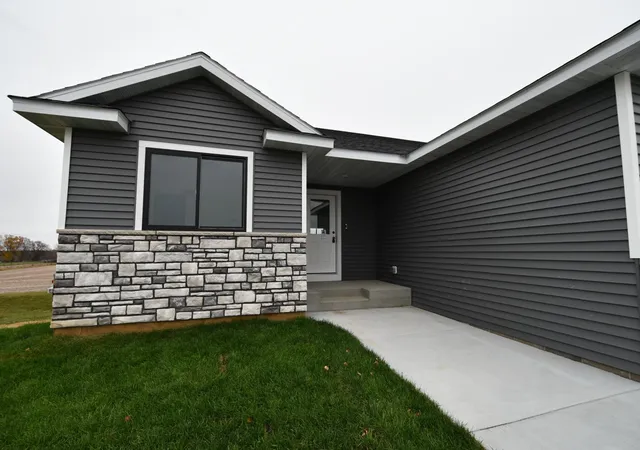 5th image of 903 7Th Ave, Wanamingo, MN 55983 | MLS# 6779794