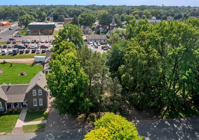 Photo 3 of Sale Pending at 720 Bluff Ave E, Shakopee, MN 55379 | MLS# 6780238 | Listing updated on 2026-09-21