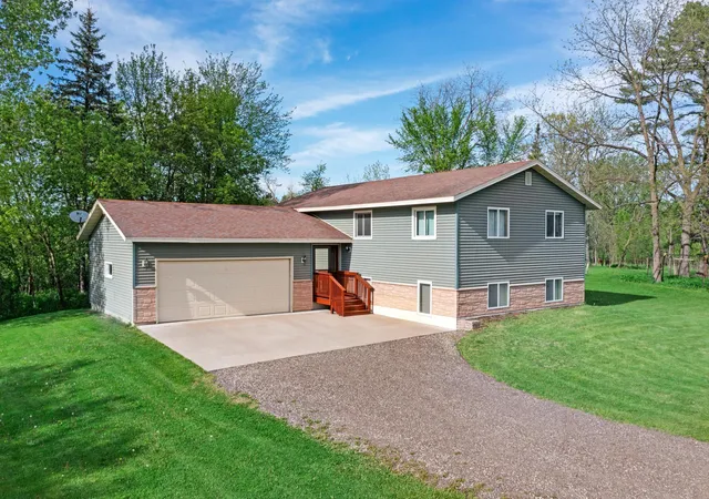 2nd image of 46920 Anchor Ave, Stanchfield, MN 55080 | MLS# 6780707