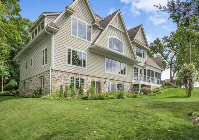 3rd image of 1145 Tonkawa Rd, Long Lake, MN 55356 | MLS# 6781375