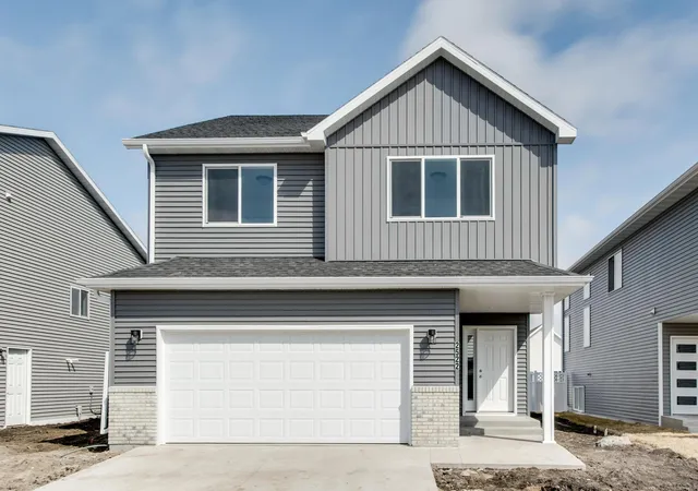 Photo 2 of Single family home for sale at 2522 38th Ave S, Moorhead, MN 56560 | MLS# 6781847 | Listing updated on 2026-09-04