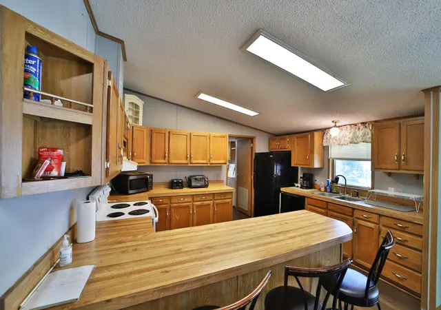 4th image of 801 E Lake St, Osakis, MN 56360 | MLS# 6784280