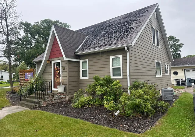 Homes for sale in Badger, MN | 609 S Main St, Badger, MN 56714 | MLS# 6785139