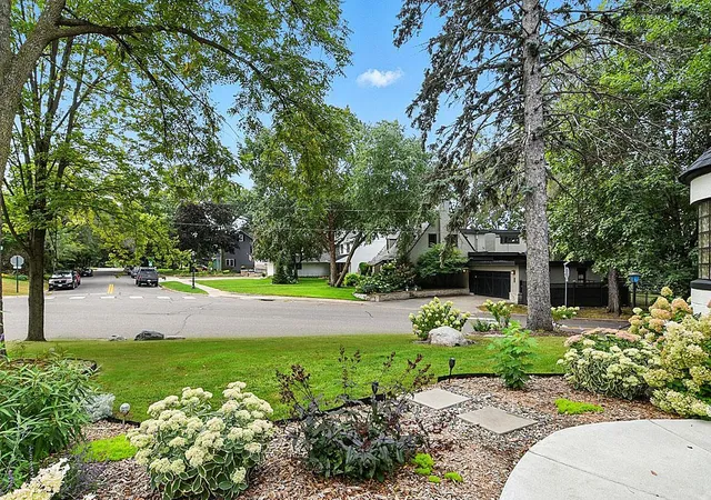 Photo 3 of Single family home for sale at 630 Riverside Dr SE, Saint Cloud, MN 56304 | MLS# 6785140 | Listing updated on 2026-08-14