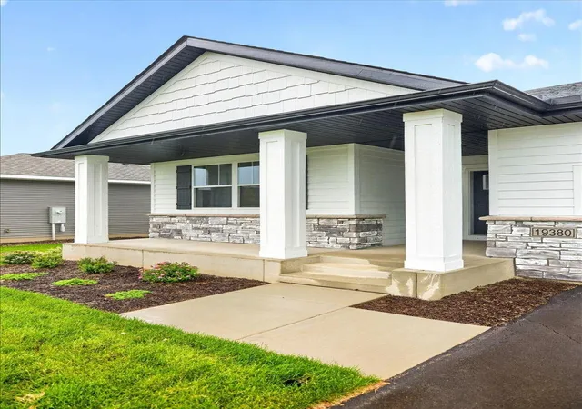 2nd image of 19380 Everglade Path, Farmington, MN 55024 | MLS# 6785793