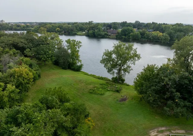5th image of 1360 Lone Oak Rd, Saint Paul, MN 55121 | MLS# 6786412