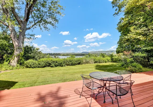 Photo 1 of Single family home for sale at 29923 Lakeview Ave, Red Wing, MN 55066 | MLS# 6786726 | Listing updated on 2026-10-08