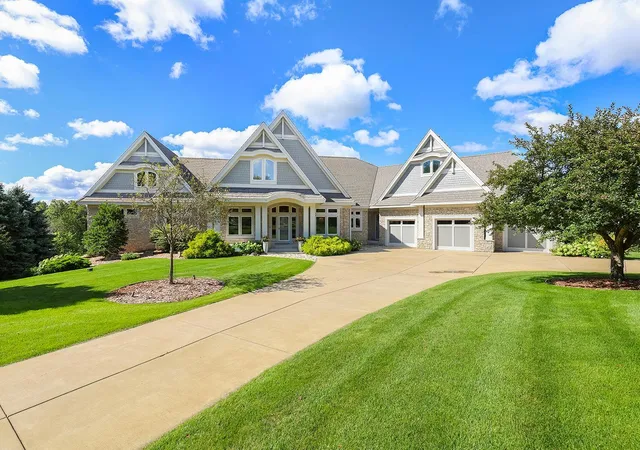 1st image of 8700 Legends Club Dr, Prior Lake, MN 55372 | MLS# 6786985