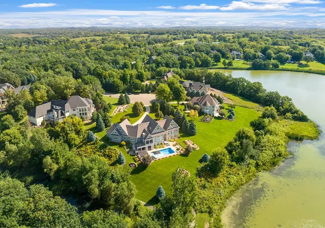 39th image of 8700 Legends Club Dr, Prior Lake, MN 55372 | MLS# 6786985