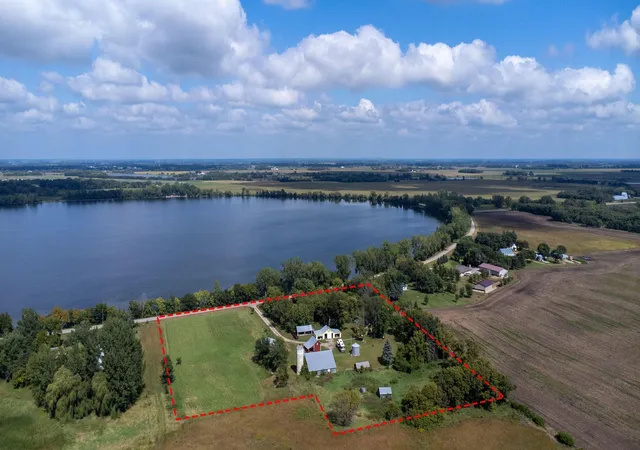Homes for sale in Litchfield, MN | 62945 230th St, Litchfield, MN 55355 | MLS# 6787682