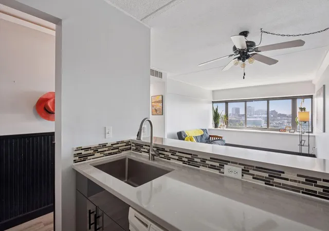Photo 3 of Sale Pending at 1920 S 1st Street #1207, Minneapolis, MN 55454 | MLS# 6788456 | Listing updated on 2026-08-27