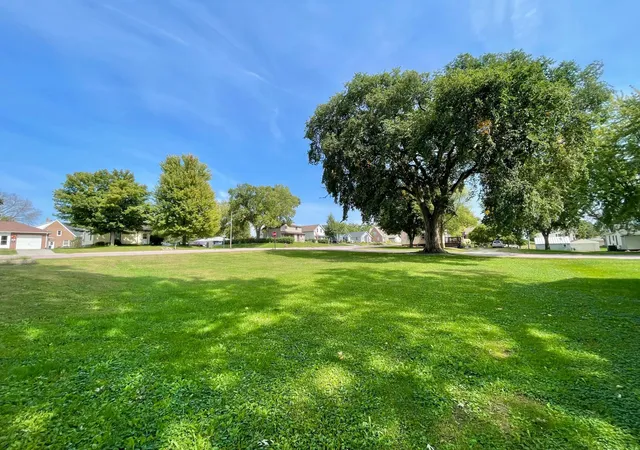Photo 1 of Land for sale at 124 N Park Ave, Springfield, MN 56087 | MLS# 6788646 | Listing updated on 2026-09-17