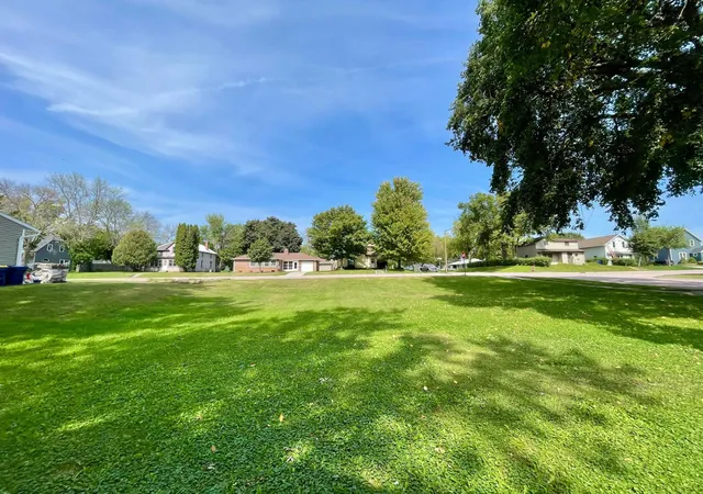 Photo 2 of Land for sale at 124 N Park Ave, Springfield, MN 56087 | MLS# 6788646 | Listing updated on 2026-09-17