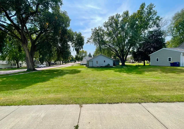 Photo 3 of Land for sale at 124 N Park Ave, Springfield, MN 56087 | MLS# 6788646 | Listing updated on 2026-09-17