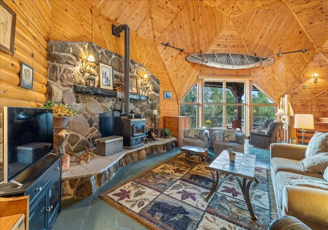 2nd image of 3581 County Line Rd, Sturgeon Lake, MN 55783 | MLS# 6788829