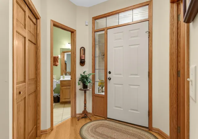 Photo 4 of Single family home for sale at 17034 Kings Ct #0, Lakeville, MN 55044 | MLS# 6788967 | Listing updated on 2026-09-17