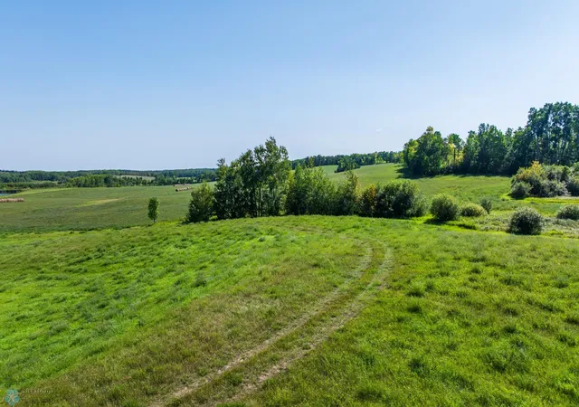 4th image of W2Ne4, Ne4Nw4 Of 31 163 73, Dunseith, ND 58329 | MLS# 6790380