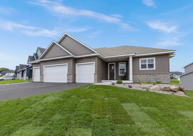 1st image of 19791 Henning Ave, Lakeville, MN 55044 | MLS# 6790527