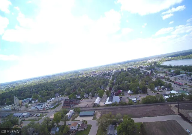 14th image of 417 Park St, Alexandria, MN 56308 | MLS# 6790862