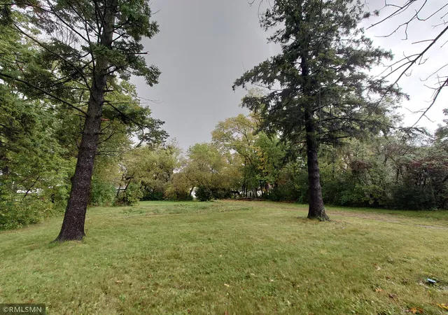 3rd image of 417 Park St, Alexandria, MN 56308 | MLS# 6790862