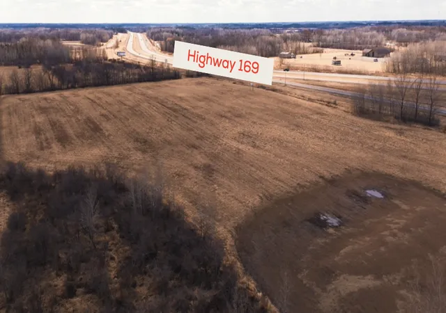 5th image of 123 Market Dr, Milaca, MN 56353 | MLS# 6791258