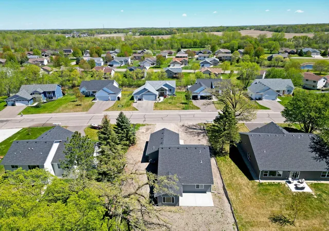 Homes for sale in Annandale, MN | 810 Morrison Ave, Annandale, MN 55302 | MLS# 6791362