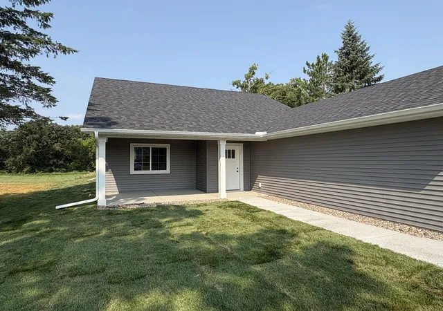 5th image of 810 Morrison Ave, Annandale, MN 55302 | MLS# 6791362